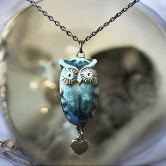 Ceramic Owl Pendant Necklace with Heart Charm Owl necklace. Ceramic owl pendant - Picture 12 of 16